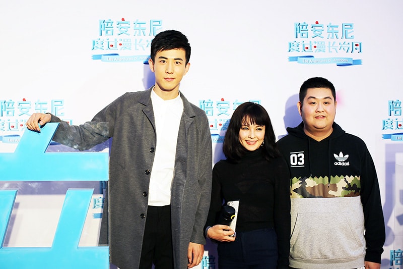 http://www.newswatch247.com/pics/star/pic/cbe8/e98926d86d6fc8ed5a1ad4640cd7.jpg