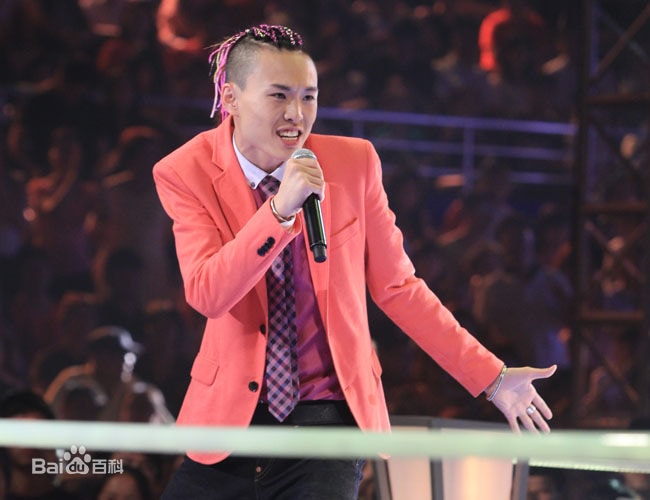 http://www.newswatch247.com/pics/star/pic/cc3f886b98b8954ab7783615989a4d15.jpg