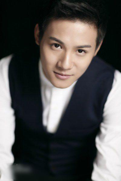 http://www.newswatch247.com/pics/star/pic/cd2e507bae7008e083cf453260984336.jpg
