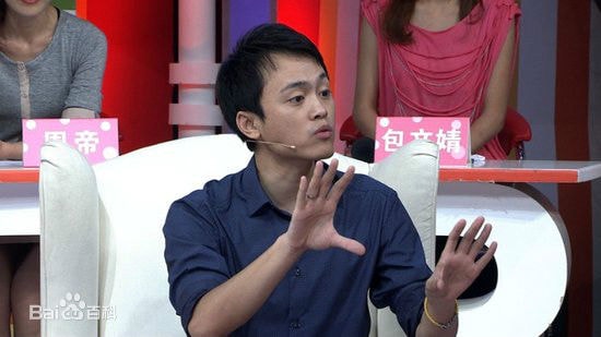 http://www.newswatch247.com/pics/star/pic/cdd03ca964be5381e48b94e0a5c8ccc5.jpg