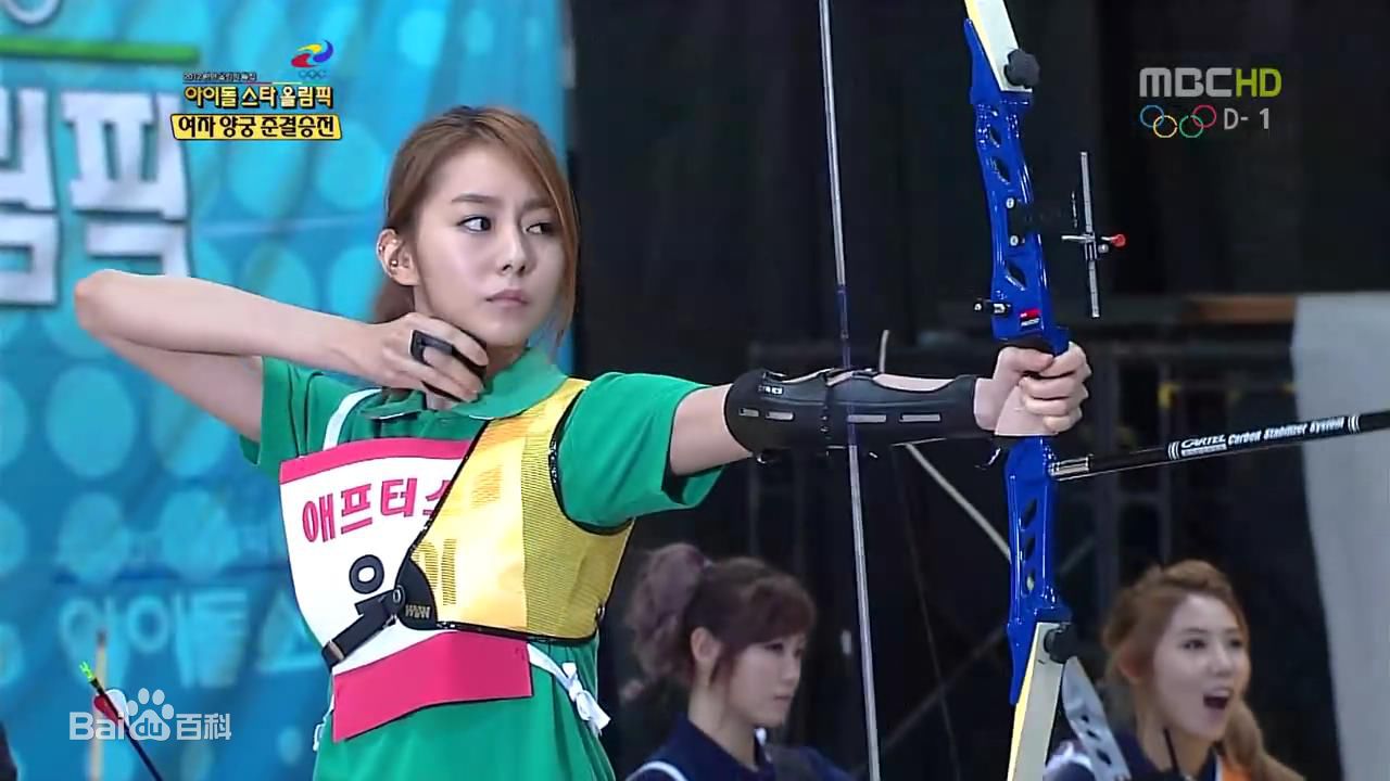http://www.newswatch247.com/pics/star/pic/ce2b2e038c50685297ca28e5dda46c0f.jpg
