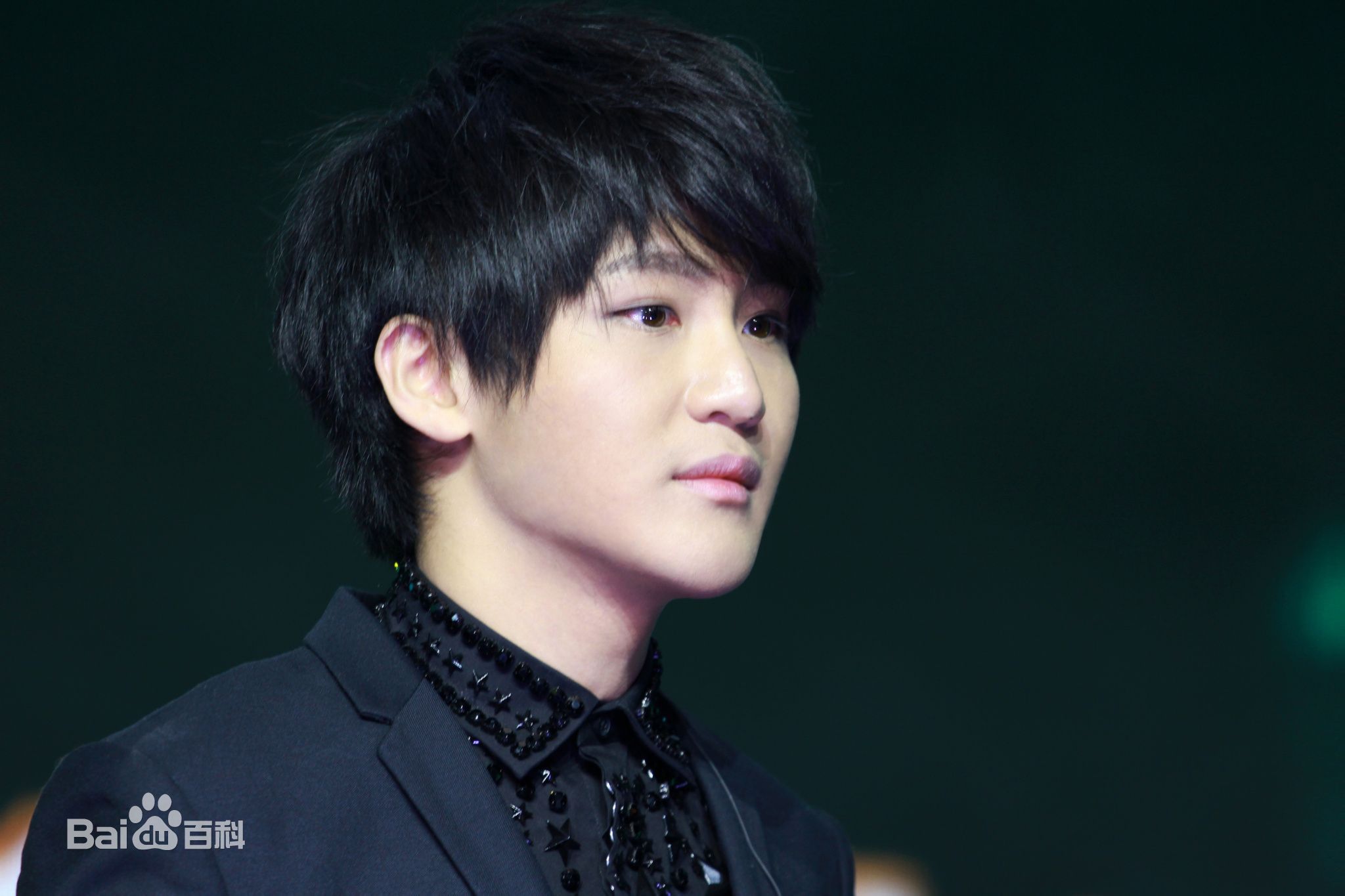 http://www.newswatch247.com/pics/star/pic/d012799721eb309fe050ed5efe4388b6.jpg