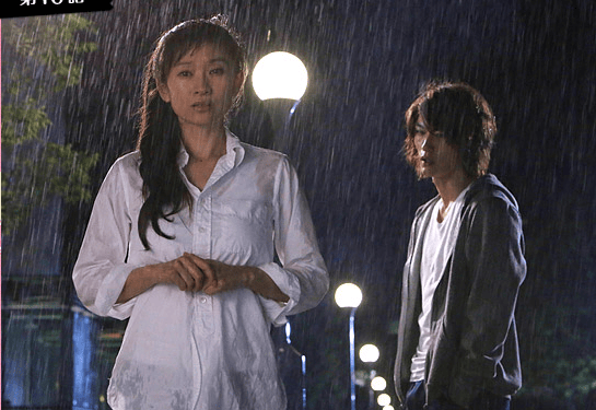 http://www.newswatch247.com/pics/star/pic/d1c8/1a239f9f35b63f9db04e97c30db0.jpg