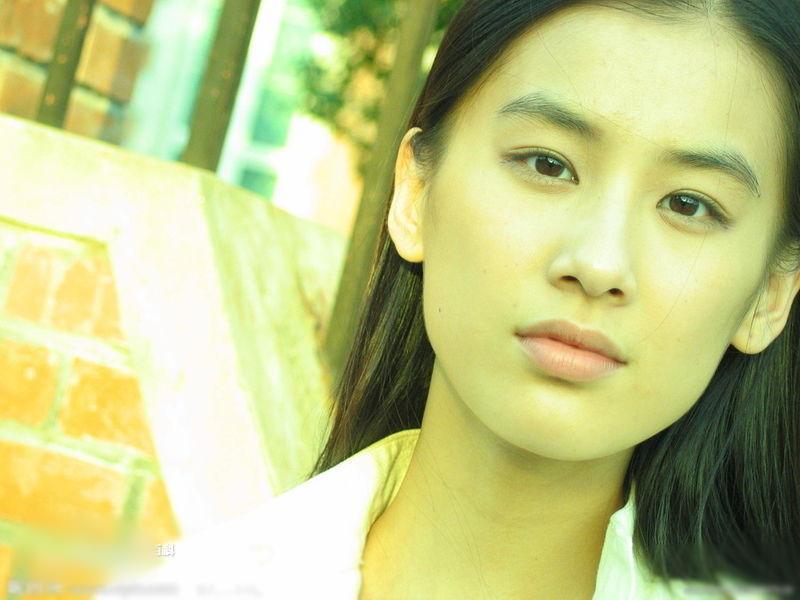http://www.newswatch247.com/pics/star/pic/d256586aea1e1ed50ad1b779e571e3b2.jpg