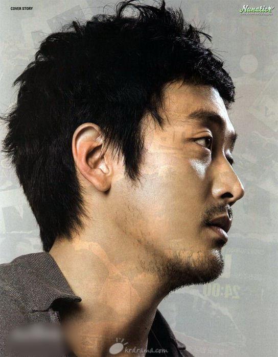 http://www.newswatch247.com/pics/star/pic/d25a5279b1a0e92314b900a643c7162d.jpg