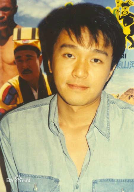http://www.newswatch247.com/pics/star/pic/d2a743c34b606aeb1e41b4834163558b.jpg