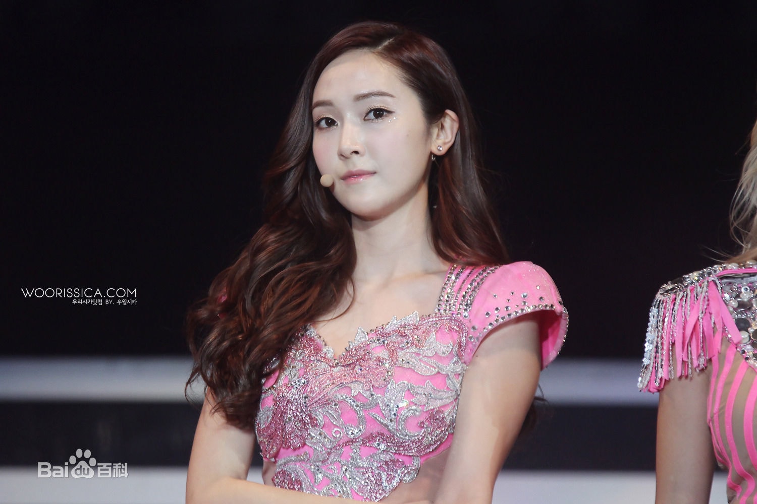 http://www.newswatch247.com/pics/star/pic/d359bfbbc75f566d14410023bb62ba66.jpg