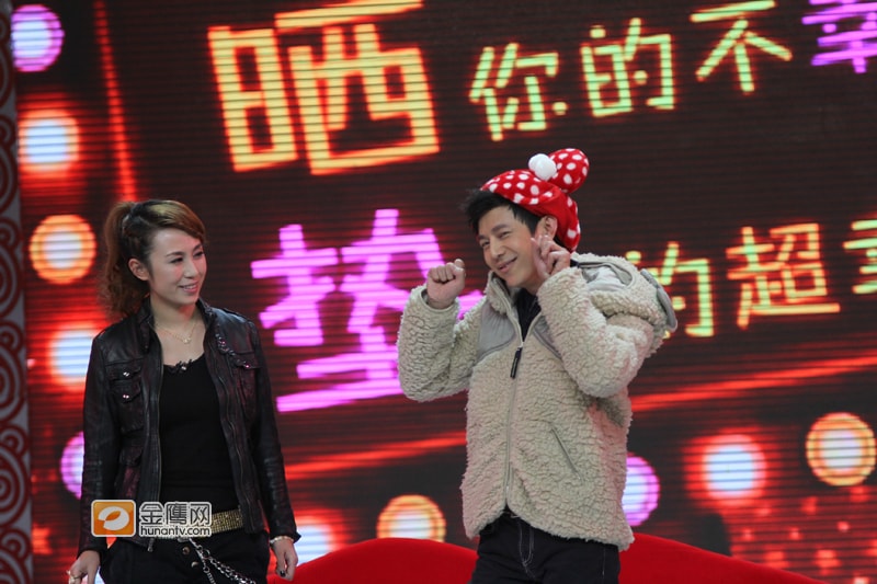 http://www.newswatch247.com/pics/star/pic/d47ee4c043522ccb4ab4cb5270d28d09.jpg