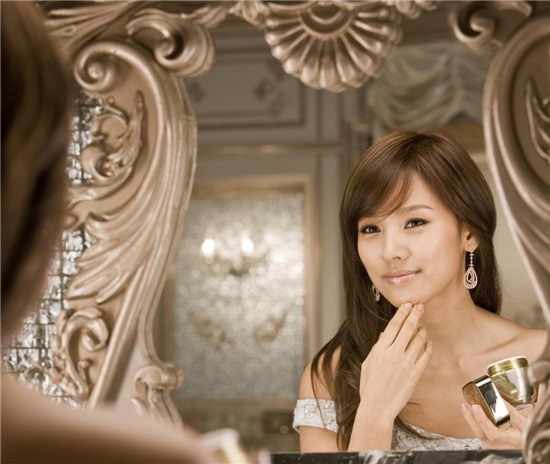 http://www.newswatch247.com/pics/star/pic/d505/ff0999b0bbaf8370b2487c4558ef.jpg