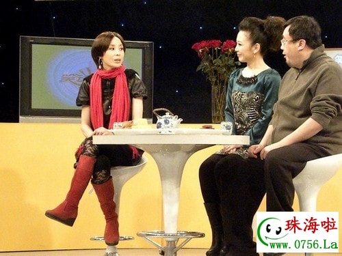 http://www.newswatch247.com/pics/star/pic/d54b/ac532a3b2d2005aa63df680c13be.jpg
