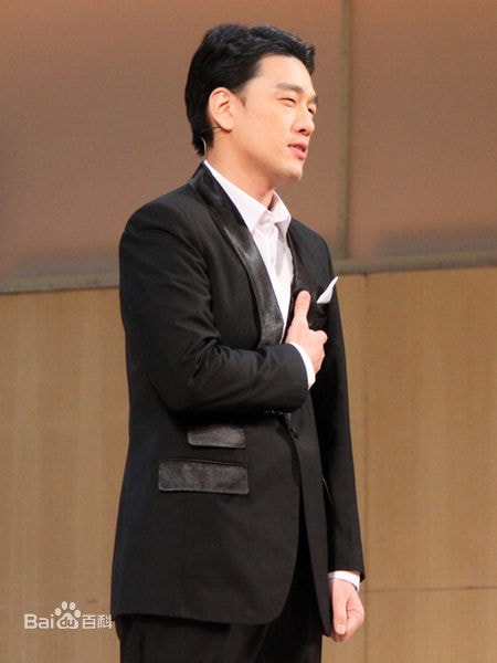 http://www.newswatch247.com/pics/star/pic/d623c64ccf73d4e5738fa9ac0b2291d6.jpg