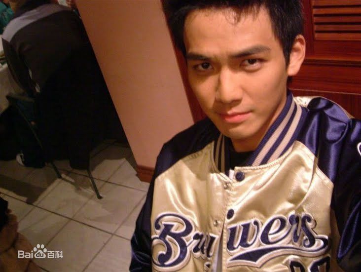 http://www.newswatch247.com/pics/star/pic/d6a946614747a591c6b287b719f8abe0.jpg