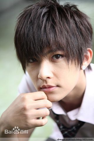 http://www.newswatch247.com/pics/star/pic/d6fd8b0b9805d6e7aa4d4186e7f2e6a9.jpg
