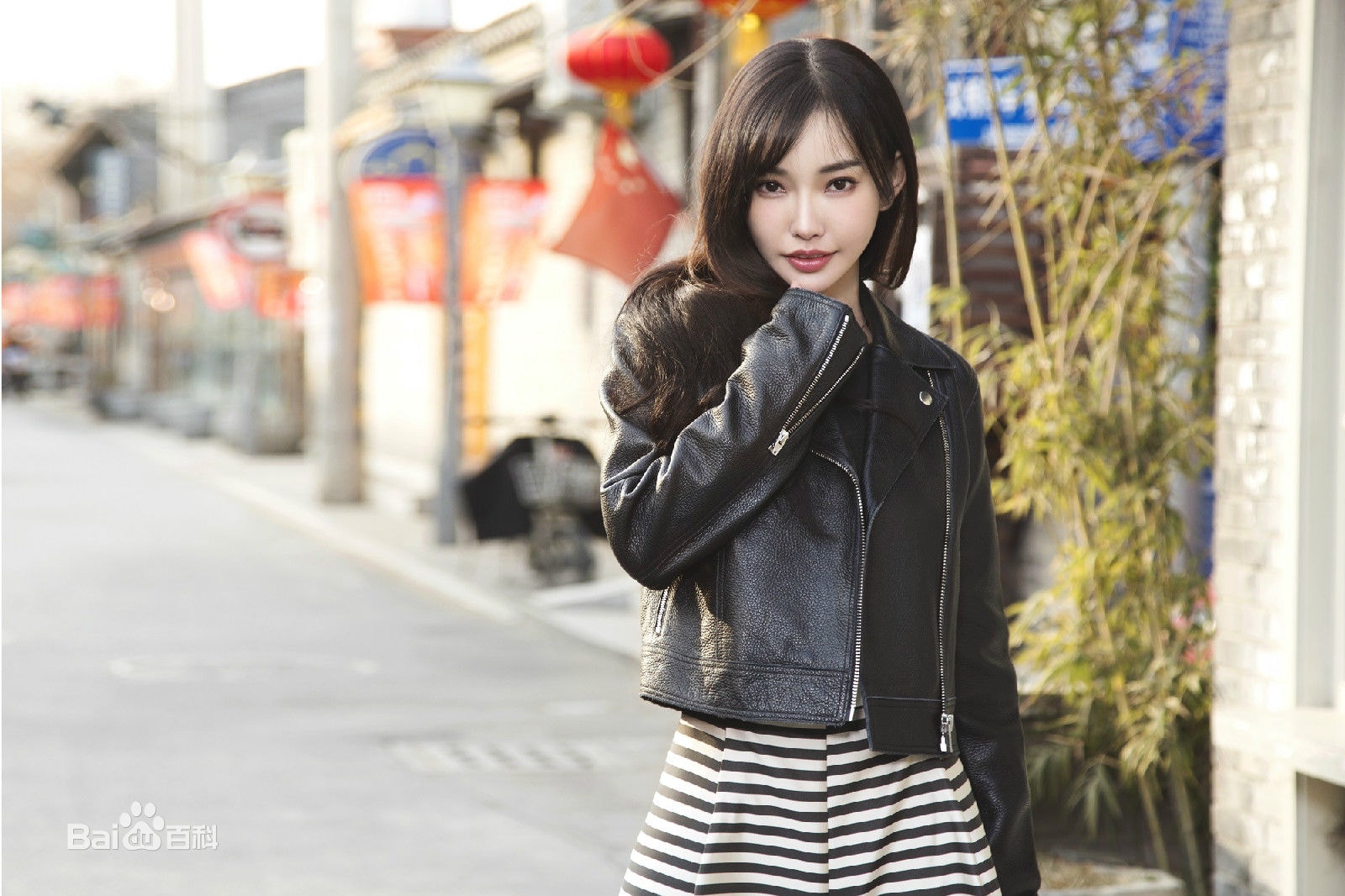 http://www.newswatch247.com/pics/star/pic/d83561e7ce6437c5d62dccc1a2f89c4b.jpg