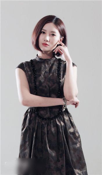 http://www.newswatch247.com/pics/star/pic/d9451f5f1588fa639e36a31b028e3db4.jpg