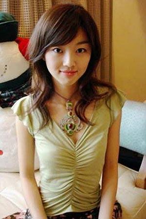 http://www.newswatch247.com/pics/star/pic/da13/5d08caf5307d6477cbca14cd4858.jpg