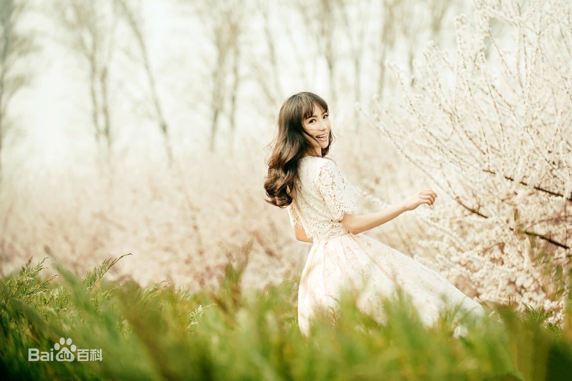 http://www.newswatch247.com/pics/star/pic/da85329116a124ad5c0201325b9b4d4e.jpg