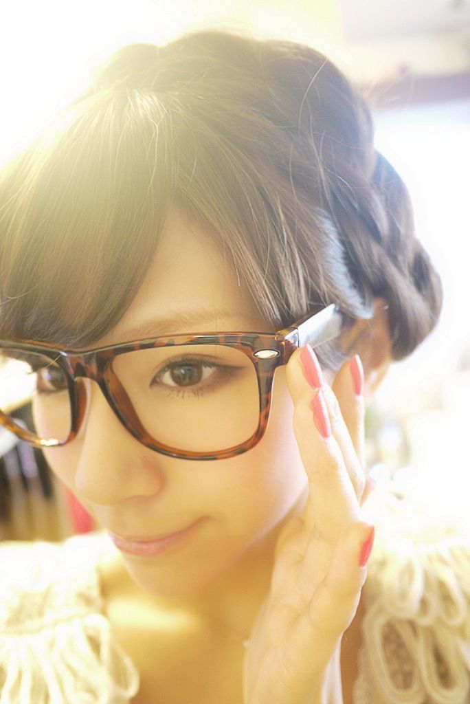 http://www.newswatch247.com/pics/star/pic/dcad61db1b50d50023bd3df6783dc222.jpg