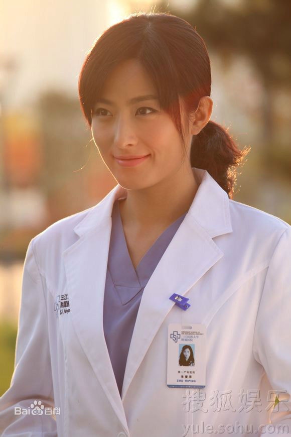 http://www.newswatch247.com/pics/star/pic/dcf417daa8da8a99d4170159332bada6.jpg