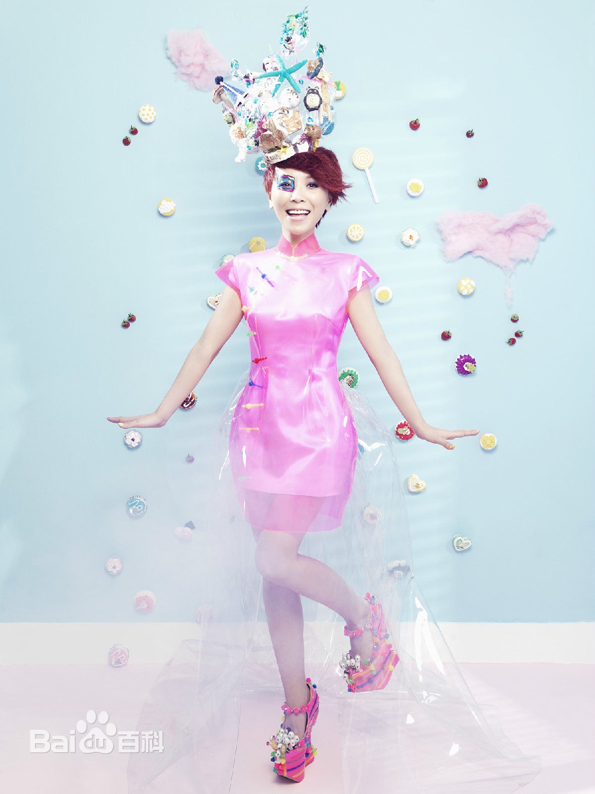 http://www.newswatch247.com/pics/star/pic/dd647be519b0caa49412c96e7b1e42ce.jpg