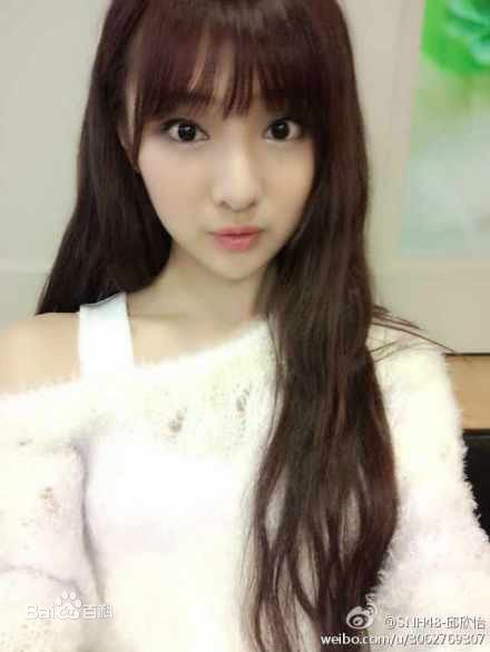http://www.newswatch247.com/pics/star/pic/dd7e159e20a5ab53851078fe3ef3e61c.jpg
