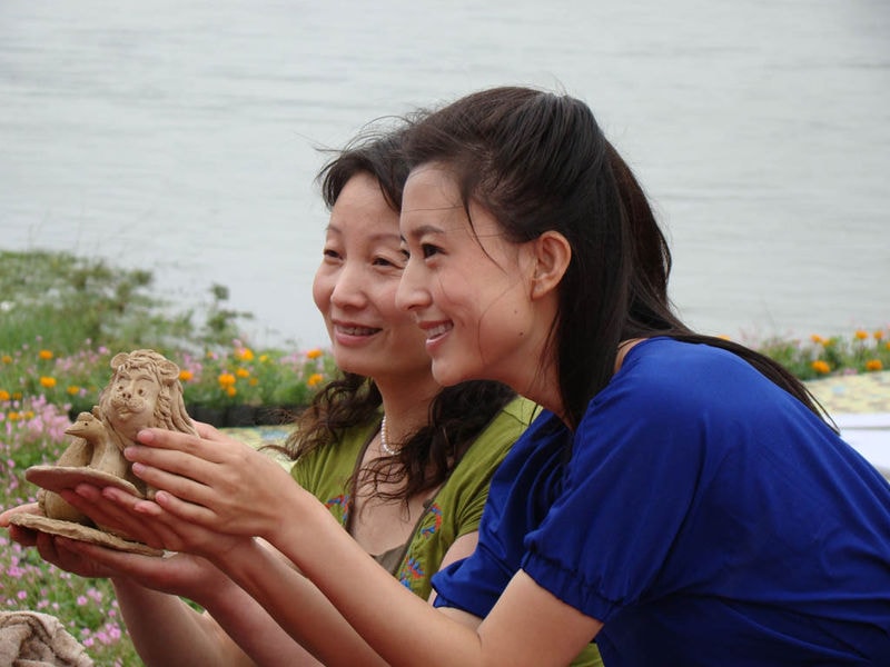 http://www.newswatch247.com/pics/star/pic/ddc302d844a7ce78b5198e385d56b64a.jpg