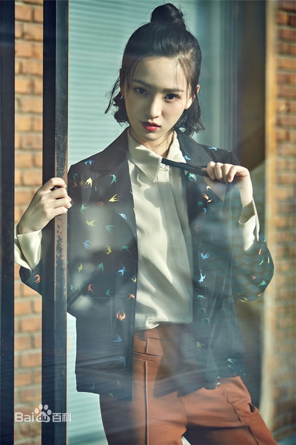 http://www.newswatch247.com/pics/star/pic/ddd7614b1a4214fee4e18b4239801b18.jpg