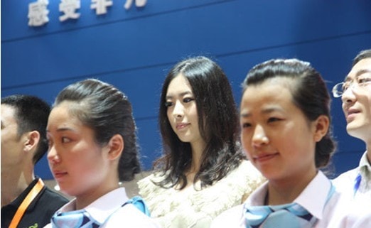 http://www.newswatch247.com/pics/star/pic/de94a3a88d2957c0aa95ff0ddb32e3ae.jpg