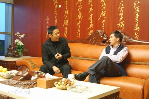 http://www.newswatch247.com/pics/star/pic/dfff50905c6b397e6b407af8f51a3a4f.jpg