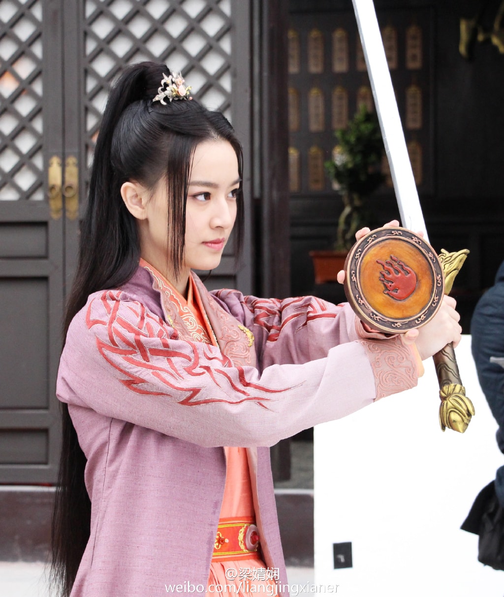 http://www.newswatch247.com/pics/star/pic/e0872e7139603c685b3f92fd5c44ee5b.jpg