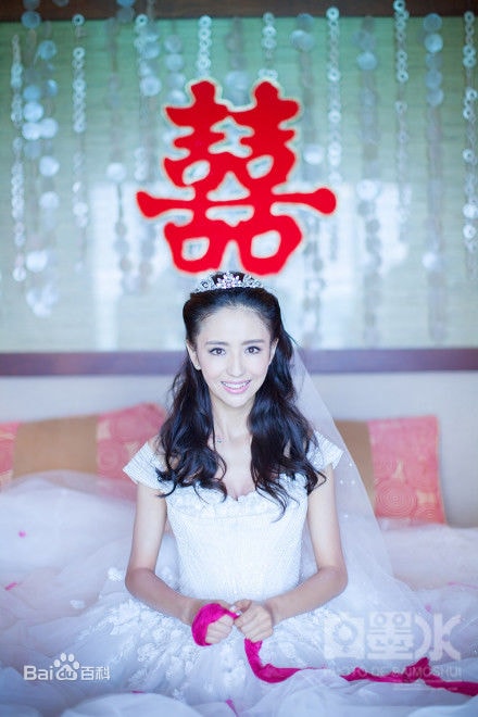 http://www.newswatch247.com/pics/star/pic/e0b99822698fe6b2aaa67e6e69a2b739.jpg