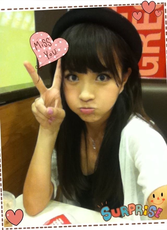 http://www.newswatch247.com/pics/star/pic/e1bb686db2d4769f835ece0dd9584c2c.jpg