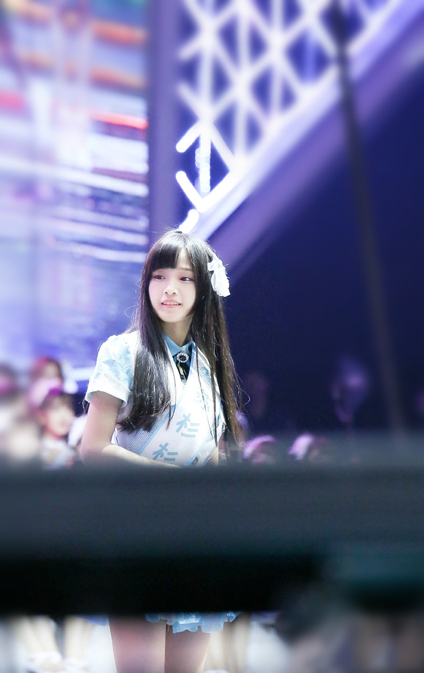 http://www.newswatch247.com/pics/star/pic/e231f00e9985b944e035a12b49aac8b9.jpg