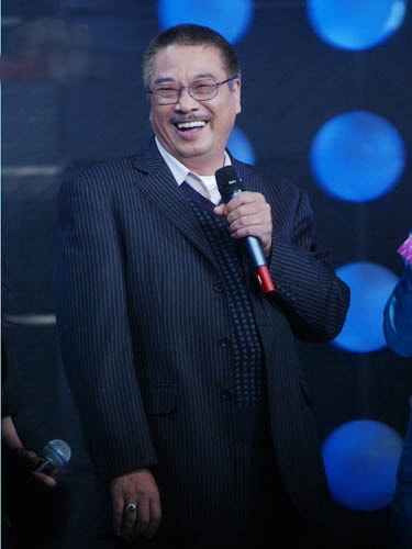 http://www.newswatch247.com/pics/star/pic/e263903849e874b5113101eafba46023.jpg