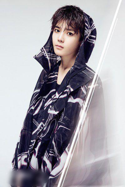 http://www.newswatch247.com/pics/star/pic/e2e378e8d56e6f9e6ec925af2cceaf21.jpg