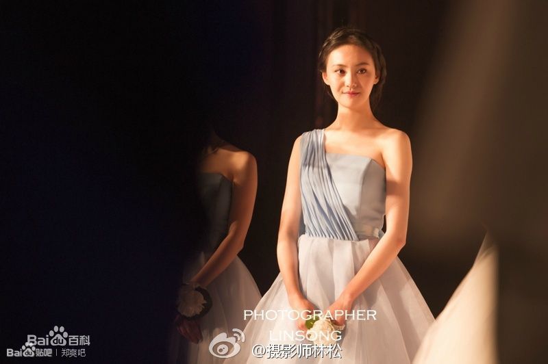 http://www.newswatch247.com/pics/star/pic/e3b3d4fea7a3549903d39e9c04d6841b.jpg