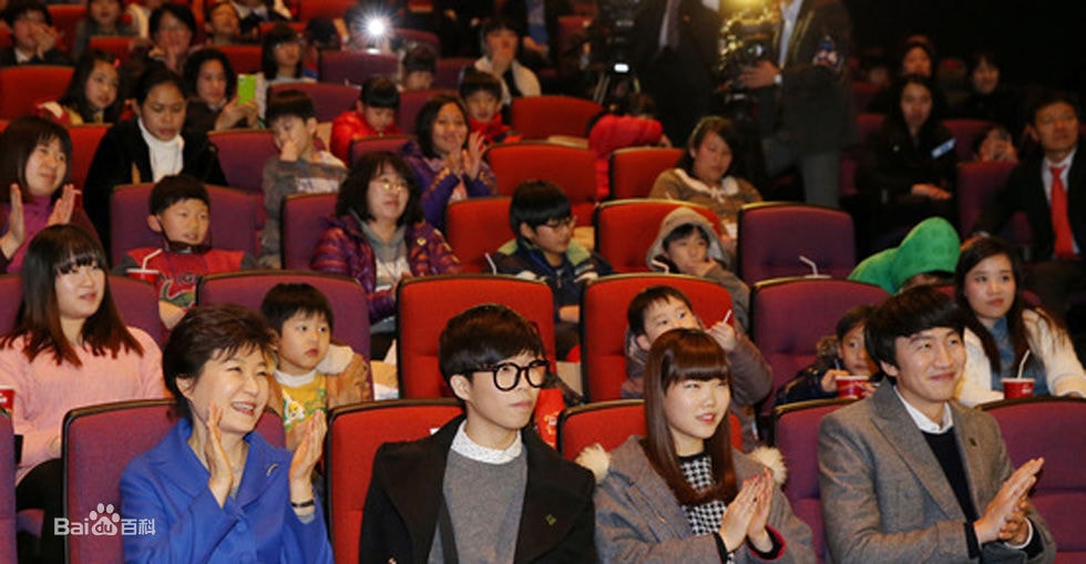 http://www.newswatch247.com/pics/star/pic/e4516a29e2050a6fe2a70d4330cb2b4f.jpg