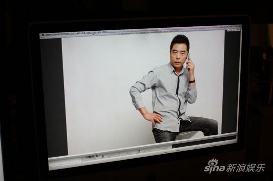 http://www.newswatch247.com/pics/star/pic/e5ff/f6bb3fb6c66e59b8ac48c7d9817a.jpg