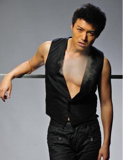 http://www.newswatch247.com/pics/star/pic/e60828bdbb412d6640e579862d44e5a1.jpg