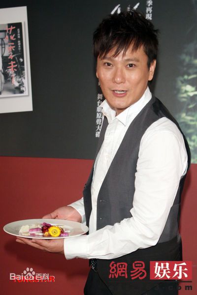 http://www.newswatch247.com/pics/star/pic/e63ff0fad40c7894ff0f4bcf0aa3687d.jpg