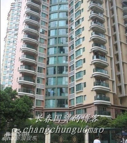 http://www.newswatch247.com/pics/star/pic/e6c08faf4218ee99b6b64c8b63b454d9.jpg