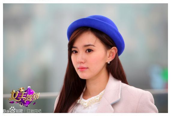 http://www.newswatch247.com/pics/star/pic/e752fdb7637fef38eb6bc4e14882ed59.jpg