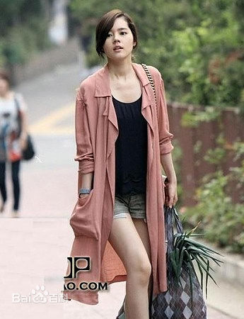 http://www.newswatch247.com/pics/star/pic/e78b6f401c95621c0b3737095623f649.jpg