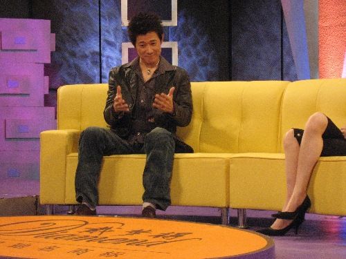 http://www.newswatch247.com/pics/star/pic/e8b0b036f9bd17bf3c27c611561aa2d7.jpg