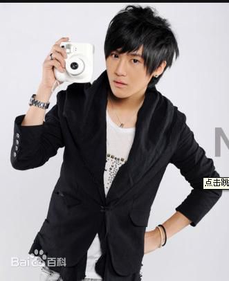 http://www.newswatch247.com/pics/star/pic/e98e89521beaaeacab5dea3aa8d132ea.jpg