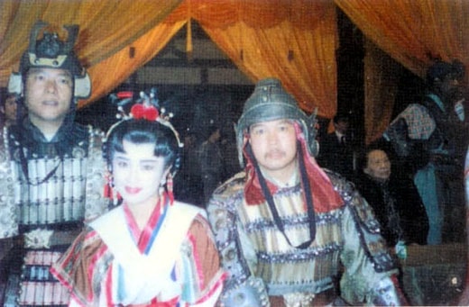 http://www.newswatch247.com/pics/star/pic/e9ad/55eac568a7034d6c63612274b425.jpg