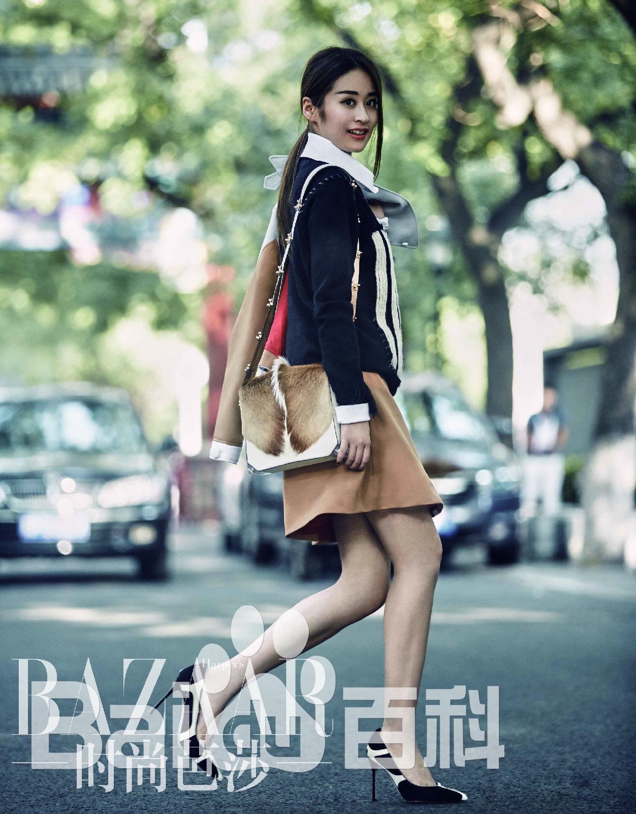 http://www.newswatch247.com/pics/star/pic/eb03d0e9559953997ac522aa7ba72527.jpg