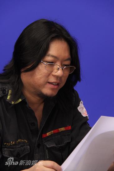http://www.newswatch247.com/pics/star/pic/eb91ffda86769f835f5fc5c5969b9208.jpg