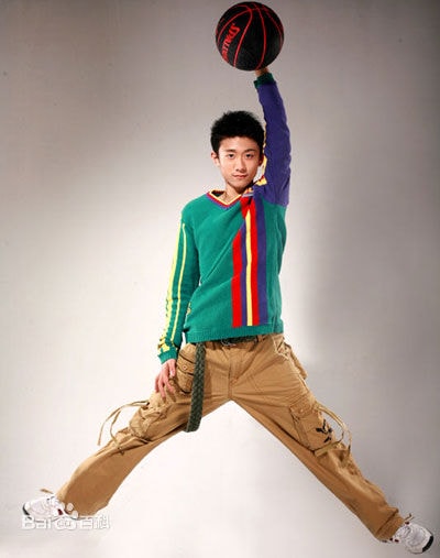 http://www.newswatch247.com/pics/star/pic/ebc85eaebcc2abf42b49876579b434b9.jpg