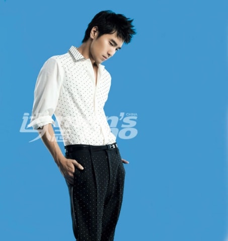 http://www.newswatch247.com/pics/star/pic/ec470bc373b874b7c728df7dd5f6feba.jpg
